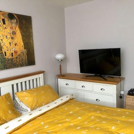 Flat In Blue Plaque Building Apartment London Ngoại thất bức ảnh
